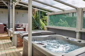 Finest Retreats - Garden Lodge